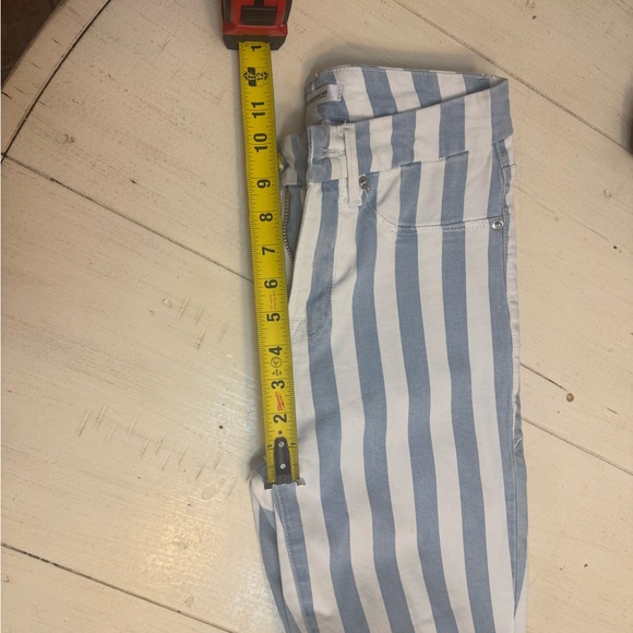 Good American Blue and White Striped Pants - Picture 5 of 5